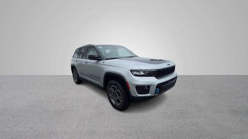 2023 Jeep Grand Cherokee 4xe Trailhawk
