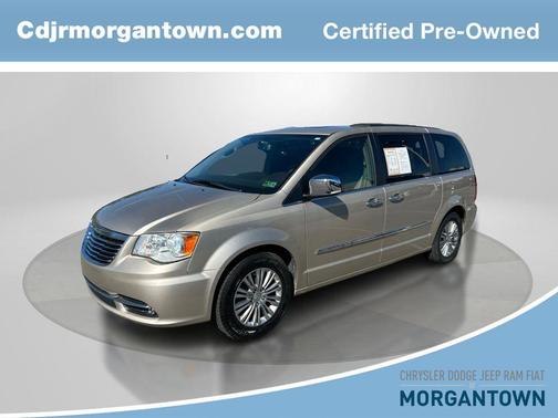 2016 Chrysler Town & Country Touring-L