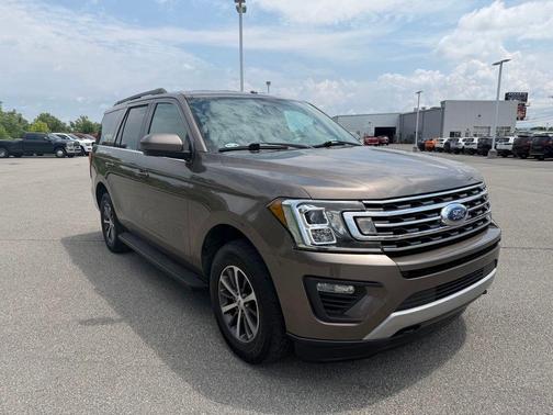 Stone Gray Metallic 2018 Ford Expedition XLT