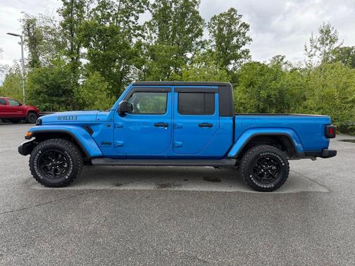 Hydro Blue Pearlcoat 2022 Jeep Gladiator Sport
