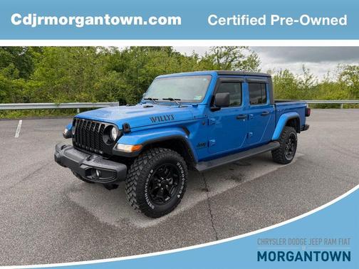 Hydro Blue Pearlcoat 2022 Jeep Gladiator Sport