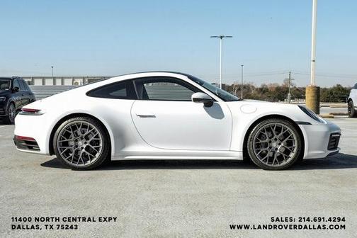 2023 Porsche 911 Carrera 4