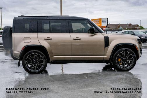 Petra Copper 2026 Land Rover Defender V8