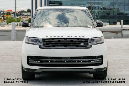 Fuji White 2026 Land Rover Range Rover P400 SE 7 Seat