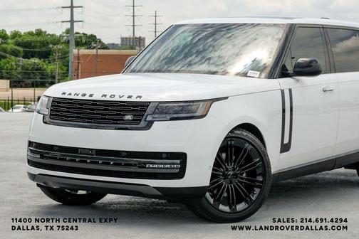 Fuji White 2026 Land Rover Range Rover P400 SE 7 Seat