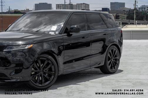 Santorini Black 2026 Land Rover Range Rover Sport P400 Dynamic SE
