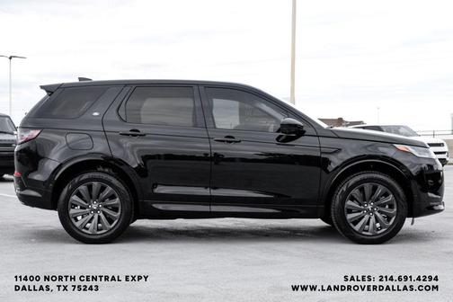 Santorini Black 2025 Land Rover Discovery Sport S
