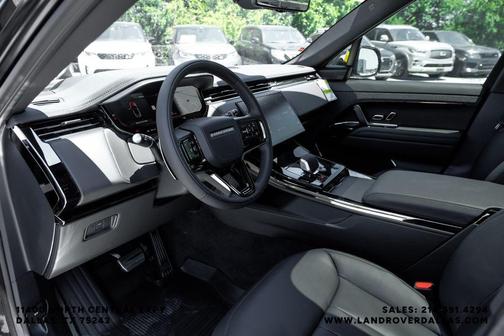 Santorini Black 2026 Land Rover Range Rover Sport P400 Dynamic SE