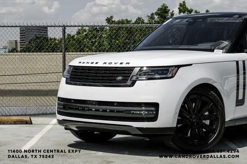 Fuji White 2026 Land Rover Range Rover P530 SE 7 Seat