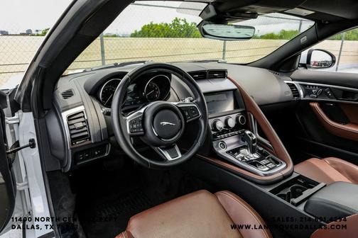 Yulong White 2020 Jaguar F-TYPE Base