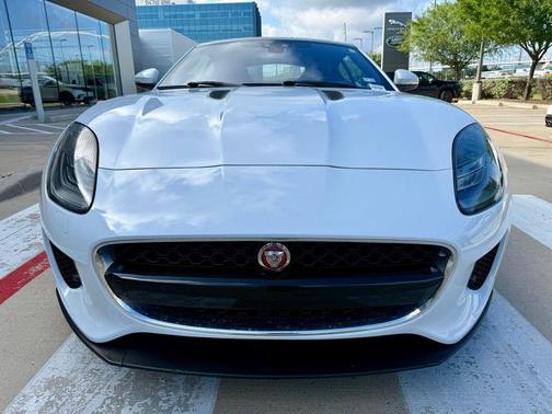 Yulong White 2020 Jaguar F-TYPE Base
