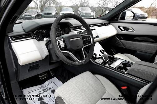 2023 Land Rover Range Rover Velar HST