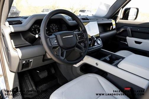 2026 Land Rover Defender P400 X-Dynamic SE