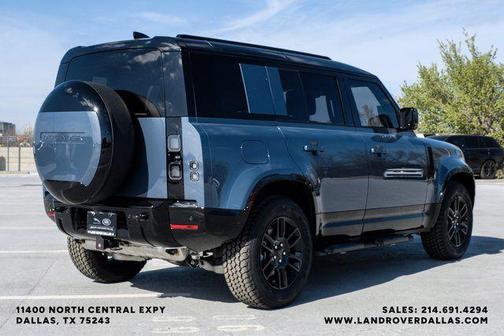 2026 Land Rover Defender P400 X-Dynamic SE