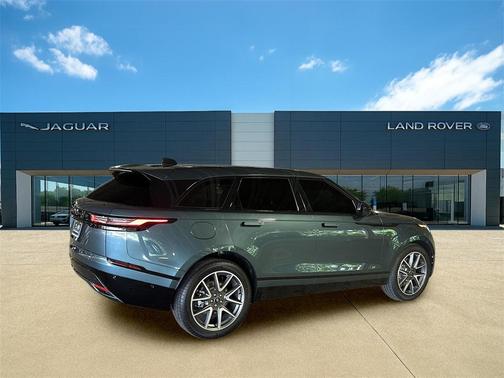 2026 Land Rover Range Rover Velar P250 Dynamic SE