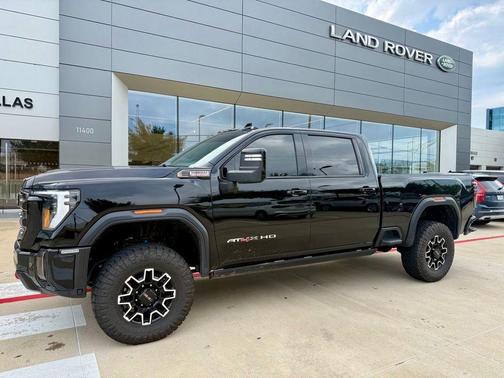 Onyx Black 2024 GMC Sierra 2500 AT4X