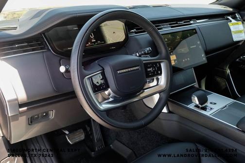 Fuji White 2026 Land Rover Range Rover P550e Autobiography