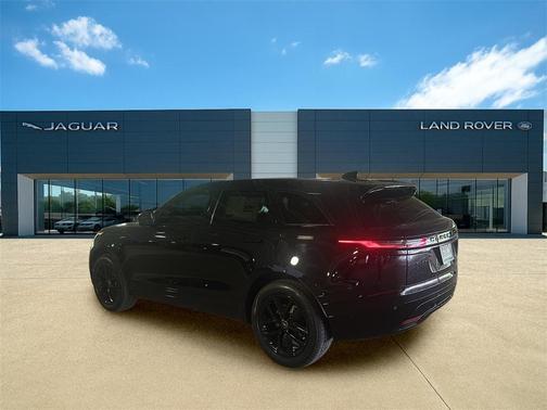 2026 Land Rover Range Rover Velar P250 Dynamic SE