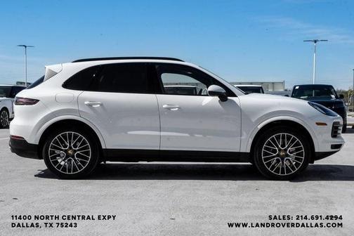 2023 Porsche Cayenne Platinum Edition