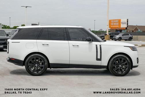 Fuji White 2023 Land Rover Range Rover P530 SE