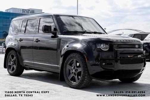 2024 Land Rover Defender P400 X-Dynamic SE