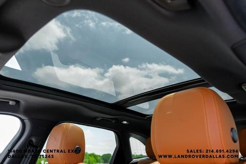 Santorini Black 2026 Jaguar F-PACE P250 R-Dynamic S