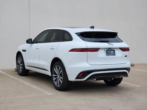 Fuji White 2026 Jaguar F-PACE P250 R-Dynamic S