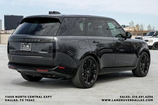 2024 Land Rover Range Rover P530 SE