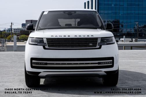 2025 Land Rover Range Rover P530 SE
