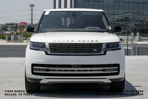 Fuji White 2026 Land Rover Range Rover P400 SE