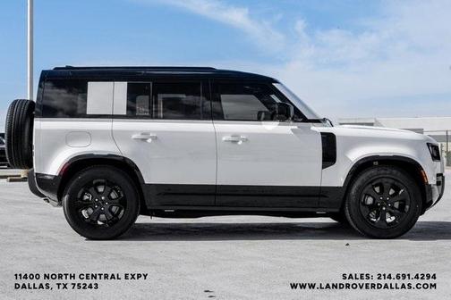 2026 Land Rover Defender 110 X-Dynamic SE