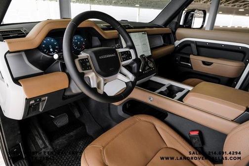 2026 Land Rover Defender 110 X-Dynamic SE