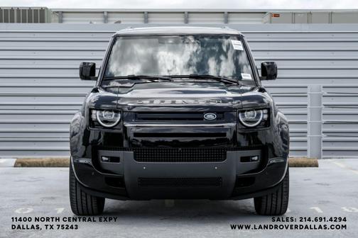 Santorini Black 2026 Land Rover Defender P400 X-Dynamic SE