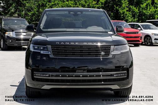 Santorini Black 2026 Land Rover Range Rover P400 SE