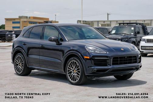 Moonlight Blue Metallic 2021 Porsche Cayenne S