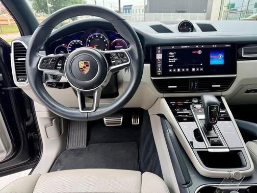 Moonlight Blue Metallic 2021 Porsche Cayenne S