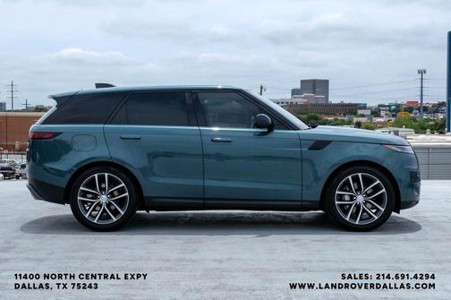 Giola Green 2023 Land Rover Range Rover Sport SE