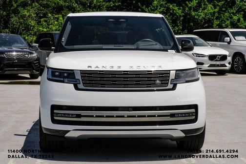 Fuji White 2026 Land Rover Range Rover P400 SE