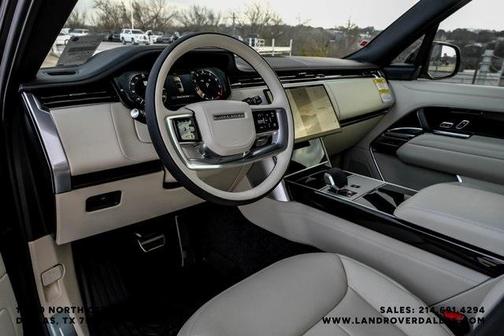 2026 Land Rover Range Rover P530 SE 7 Seat