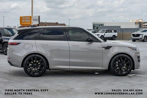 Borasco Grey 2026 Land Rover Range Rover Sport P400 Dynamic SE