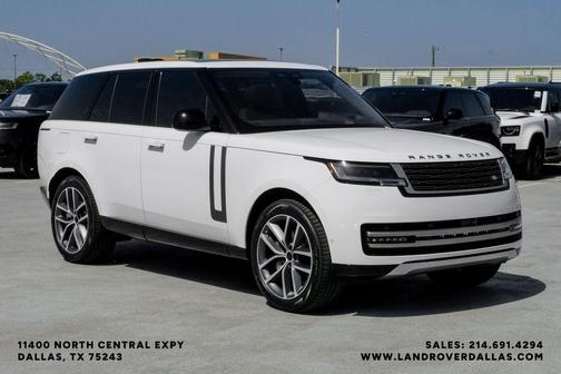 Fuji White 2026 Land Rover Range Rover P400 SE