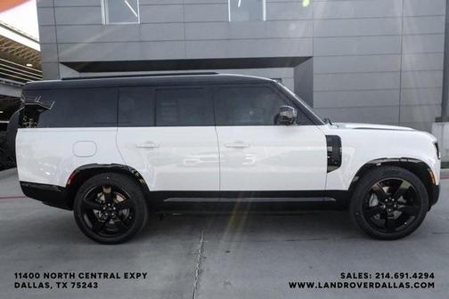 2026 Land Rover Defender 130 X-Dynamic SE