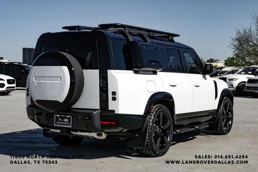 Fuji White 2026 Land Rover Defender 130 X-Dynamic SE