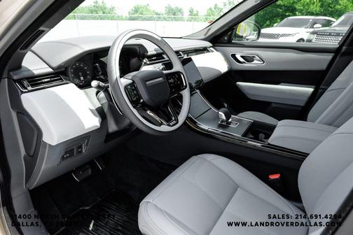 Batumi Gold 2026 Land Rover Range Rover Velar P250