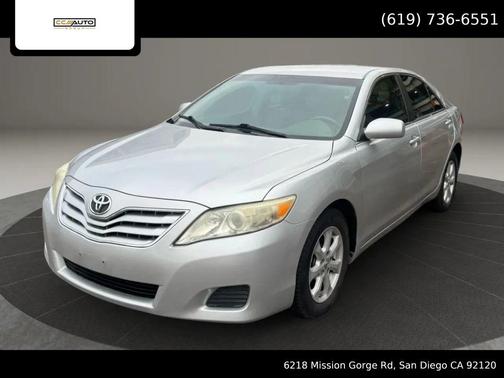 2011 Toyota Camry LE