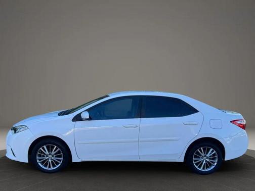 2015 Toyota Corolla LE Plus