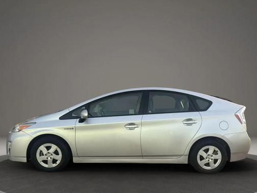 2010 Toyota Prius IV