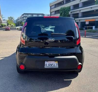 2016 Kia Soul Base