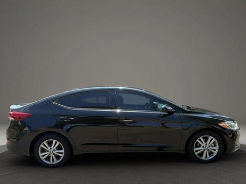 Phantom Black 2017 Hyundai ELANTRA SE