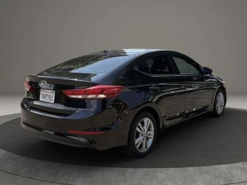 Phantom Black 2017 Hyundai ELANTRA SE